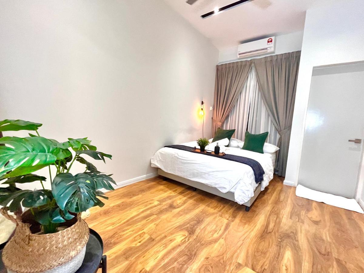 Luxury 2-Storey Terrace House Near Ioi City Mall ปุตราจายา ภายนอก รูปภาพ
